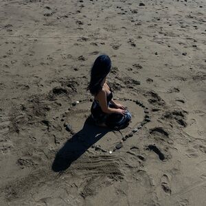 Meet your Posher, Alyssa!🌺🌊